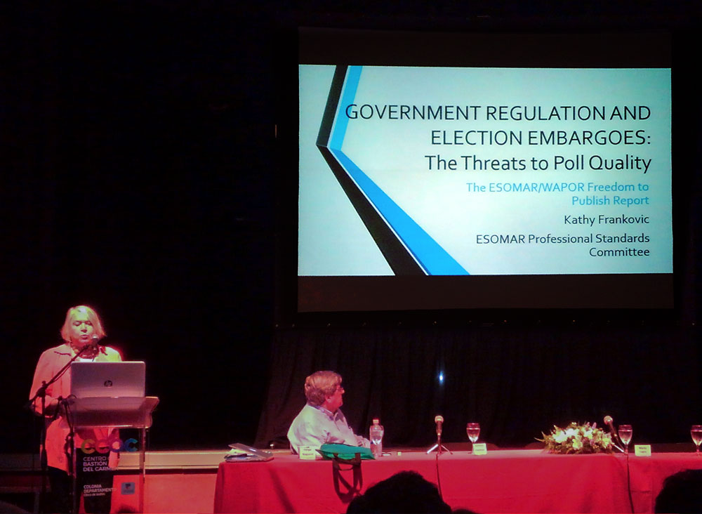 Kathy Frankovic speaking in Uruguay